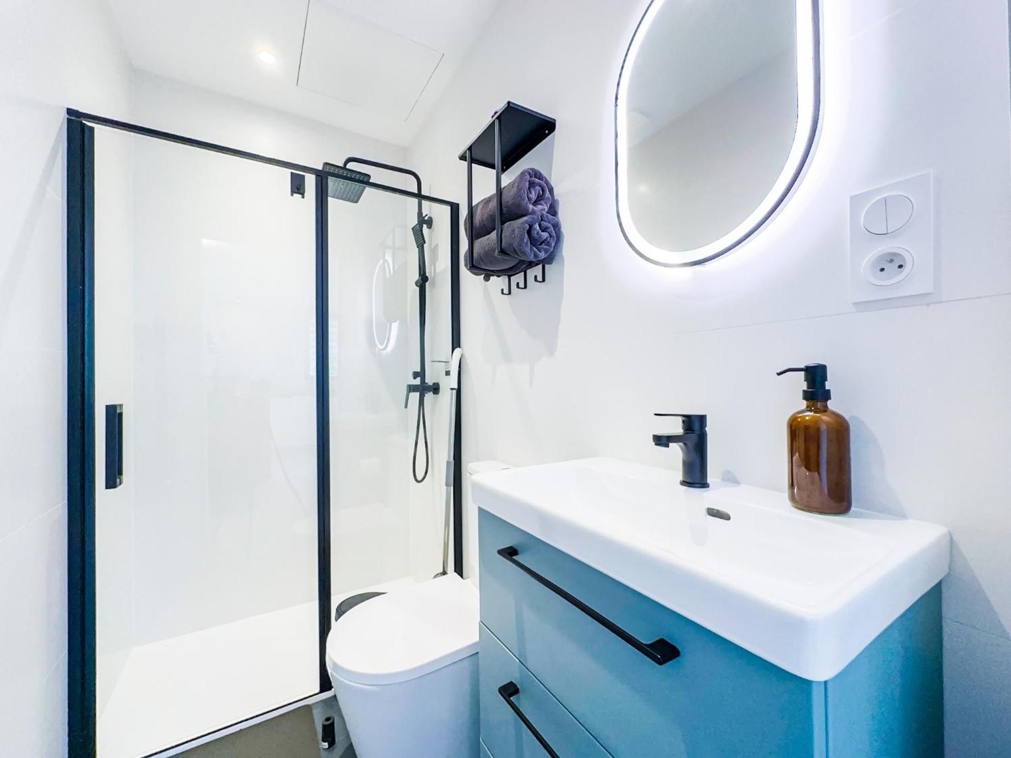 Serenity Suite Vénissieux Eksteriør billede