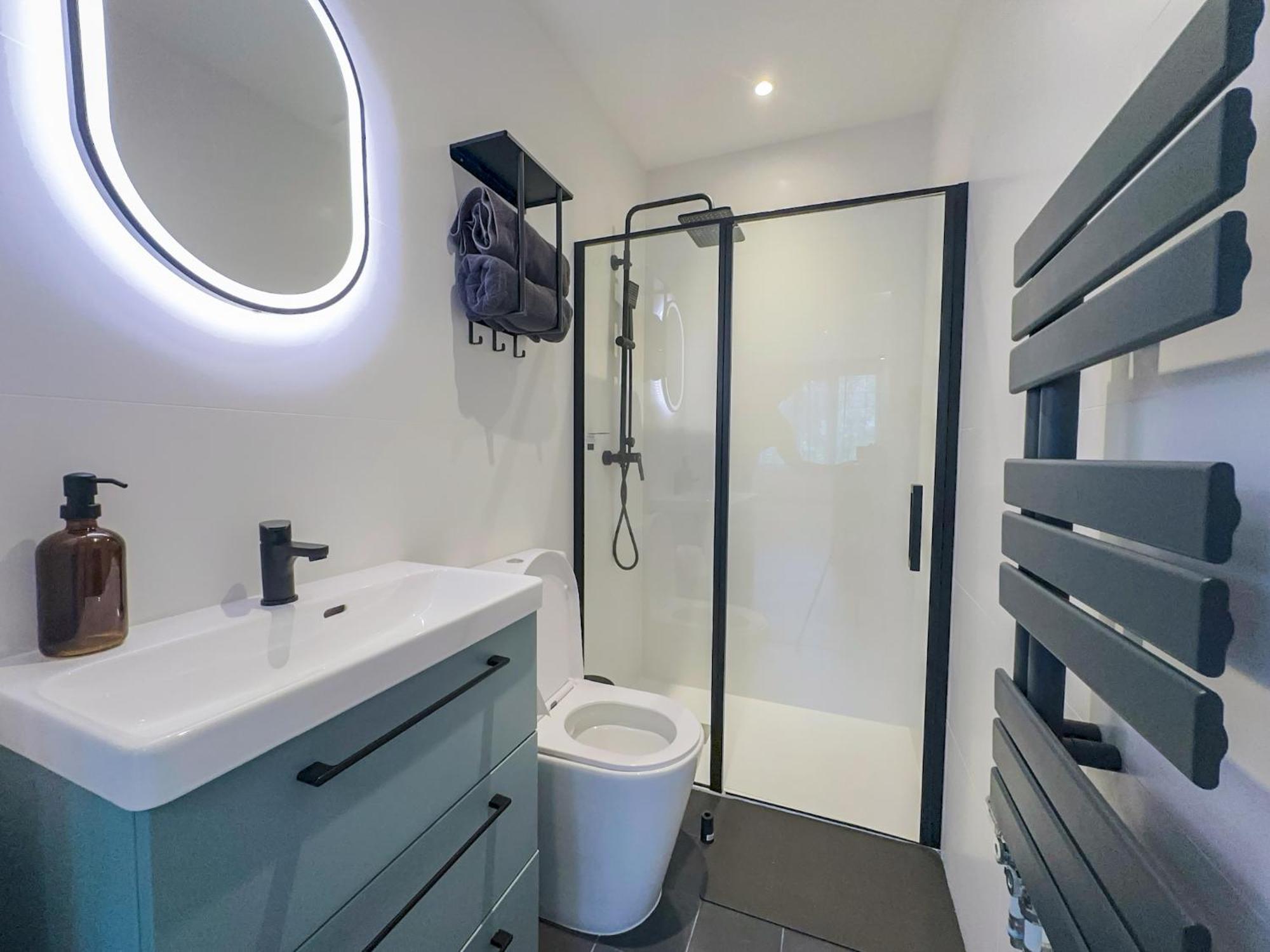Serenity Suite Vénissieux Eksteriør billede